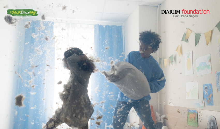 April Mop yang Darling banget! : Ubah lelucon jadi aksi nyata