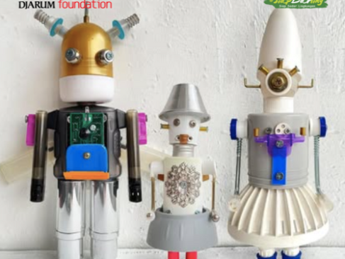 Recycle Experience: Mengubah Tumpukan Mainan Bekas dan Sampah Rumah Tangga Menjadi Karya Seni Penuh Makna