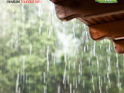 Menampung Air Hujan, Kearifan Lokal Jaga Lingkungan