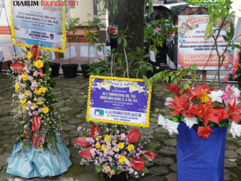 Niat Ngasih Selamat di Kampus, Eh Jadi Nambah Sampah?