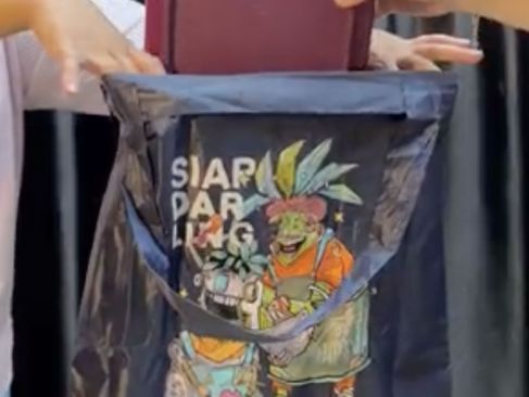Emang Bisa Bantu Nyelamatin Bumi Cuma dengan Satu Totebag?
